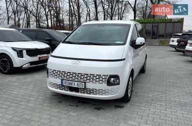 Минивэн Hyundai Staria 2024 в Киеве