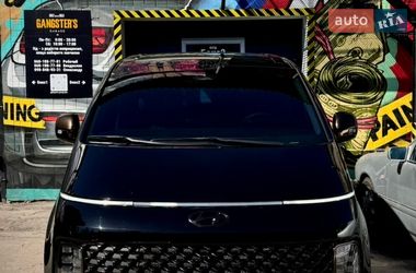 Минивэн Hyundai Staria 2022 в Киеве