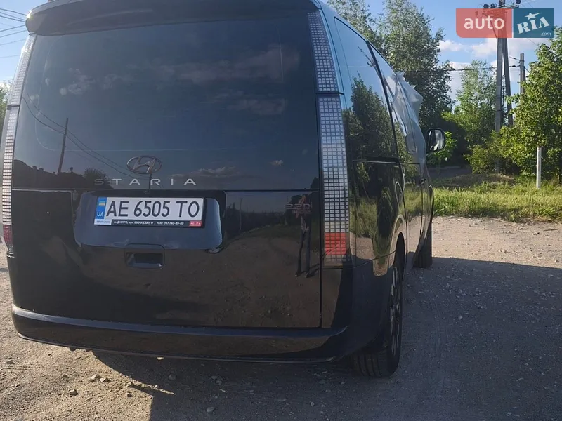 Hyundai Staria 2022 VIN KMHYF811DNU049311 фото оголошення 4 з 38