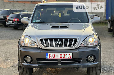 Внедорожник / Кроссовер Hyundai Terracan 2003 в Хусте