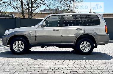 Внедорожник / Кроссовер Hyundai Terracan 2003 в 