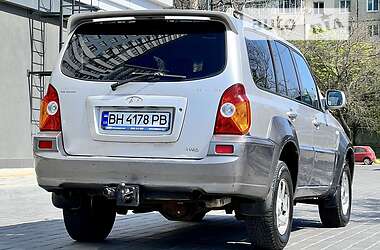 Внедорожник / Кроссовер Hyundai Terracan 2003 в 
