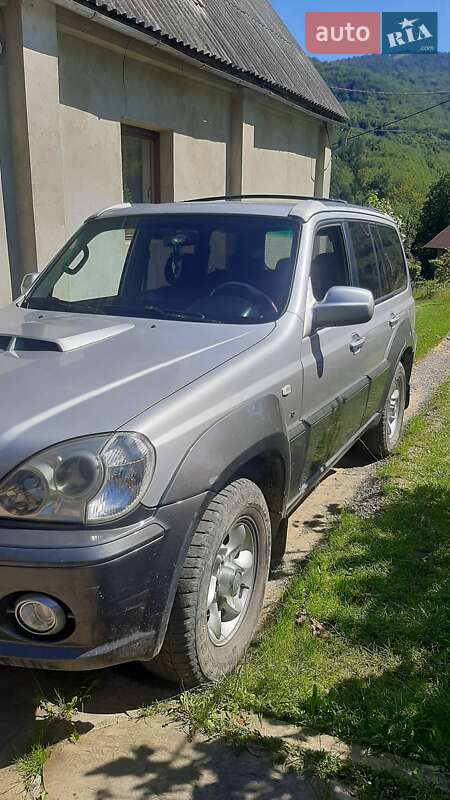 Позашляховик / Кросовер Hyundai Terracan 2003 в Великому Березному
