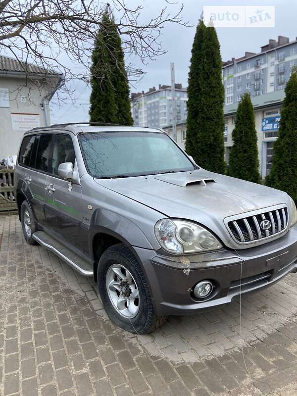 Внедорожник / Кроссовер Hyundai Terracan 2003 в Ивано-Франковске
