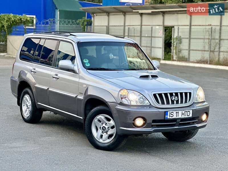 Позашляховик / Кросовер Hyundai Terracan 2004 в Одесі