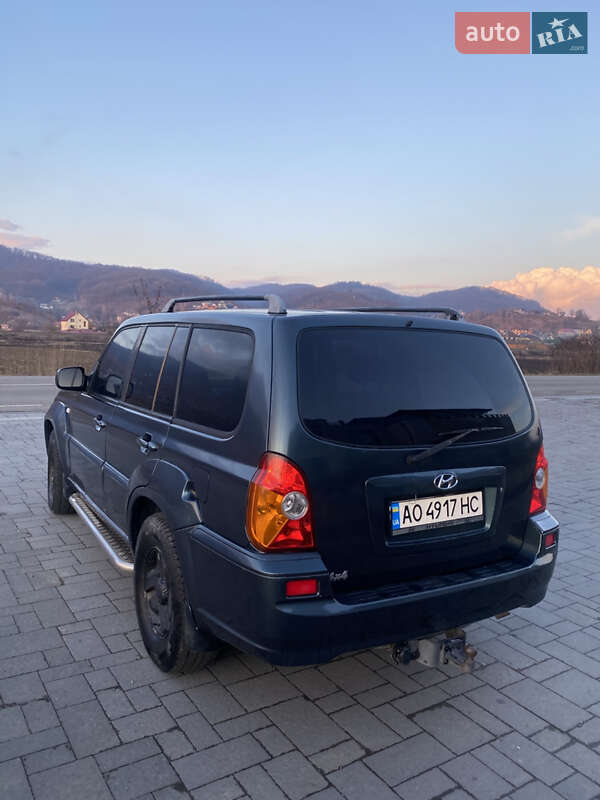 Внедорожник / Кроссовер Hyundai Terracan 2002 в Хусте