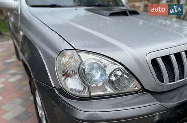 Внедорожник / Кроссовер Hyundai Terracan 2002 в 