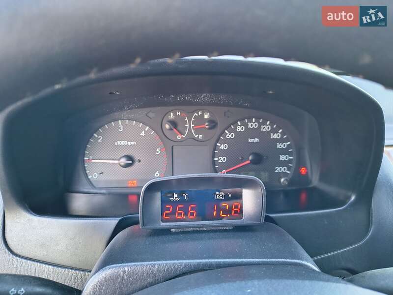 Позашляховик / Кросовер Hyundai Terracan 2002 в Дніпрі