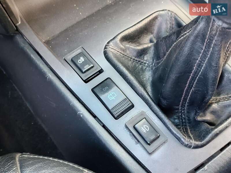 Внедорожник / Кроссовер Hyundai Terracan 2001 в Харькове