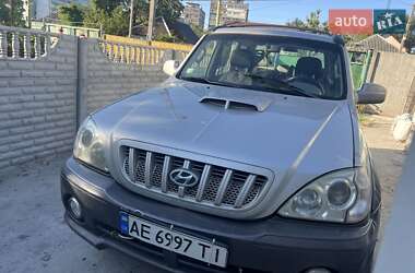 Позашляховик / Кросовер Hyundai Terracan 2004 в Дніпрі