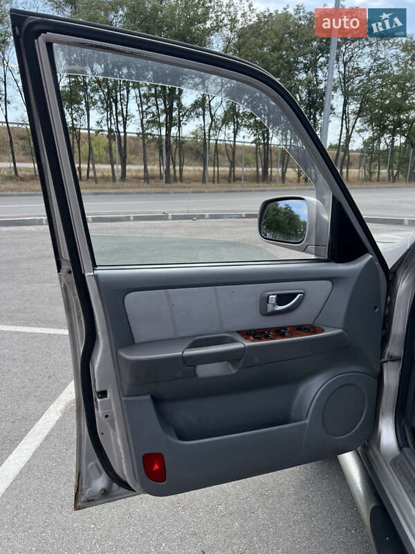 Внедорожник / Кроссовер Hyundai Terracan 2004 в Днепре фото 17 Внедорожник / Кроссовер Hyundai Terracan 2004 в Днепре