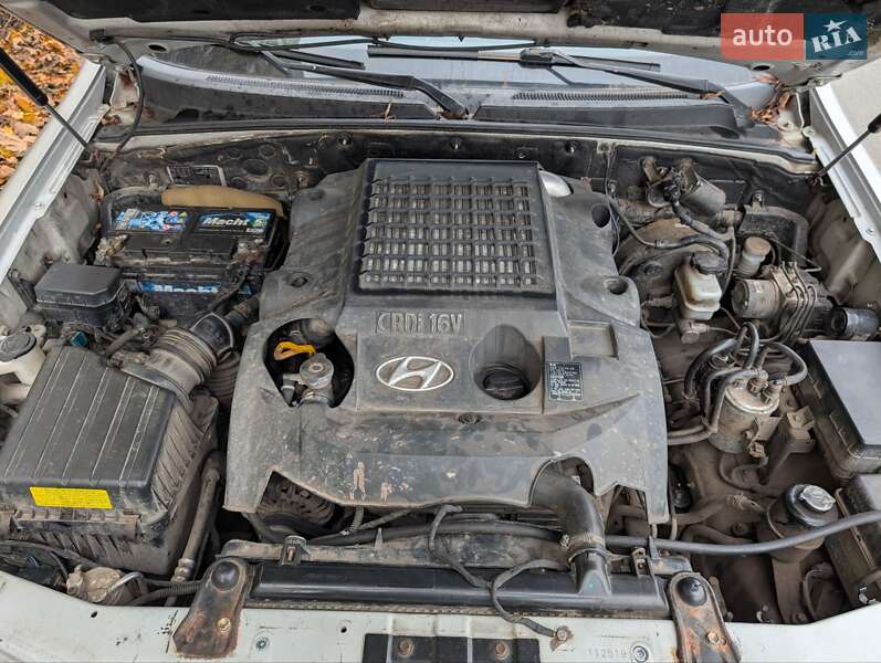 Внедорожник / Кроссовер Hyundai Terracan 2003 в Вишневом фото 2 Внедорожник / Кроссовер Hyundai Terracan 2003 в Вишневом