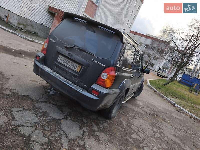 Внедорожник / Кроссовер Hyundai Terracan 2004 в Чернигове