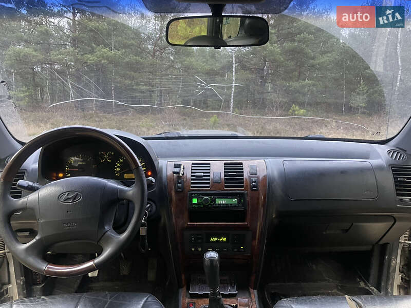 Внедорожник / Кроссовер Hyundai Terracan 2002 в Сарнах фото 8 Внедорожник / Кроссовер Hyundai Terracan 2002 в Сарнах