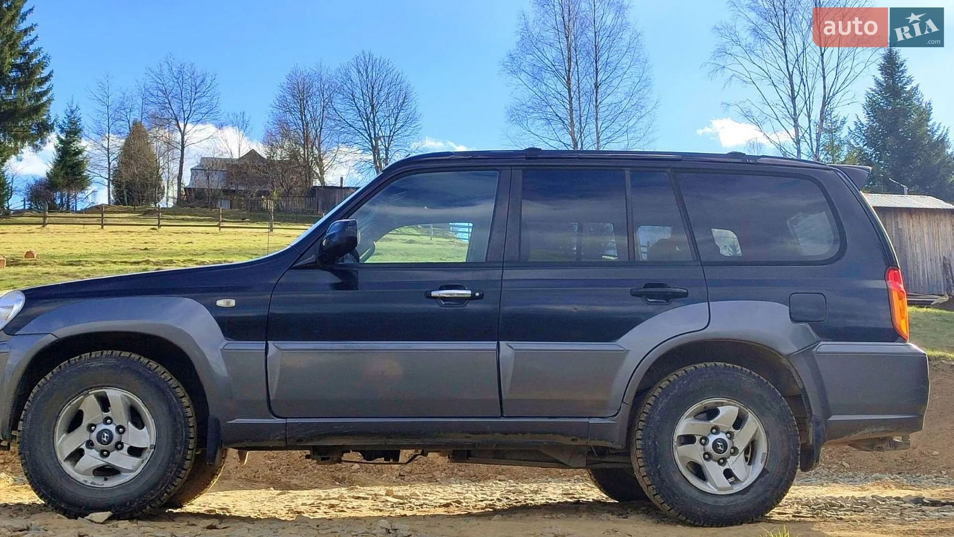 Hyundai Terracan 2002 VIN KMHNM81XP2U053476 фото оголошення 4 з 7
