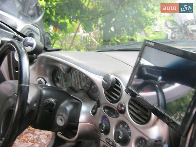 Купе Hyundai Tiburon 1998 в Малой Виске