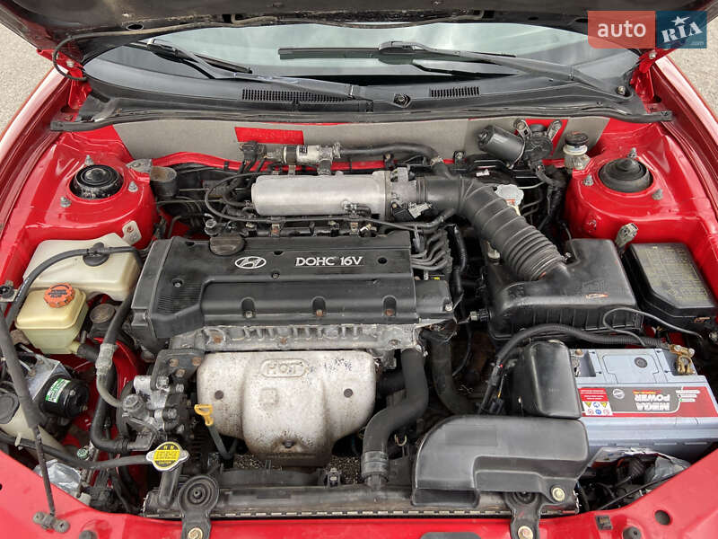 Купе Hyundai Tiburon 1999 в Жмеринці