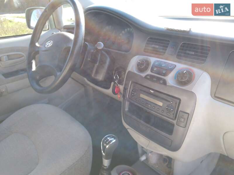 Мінівен Hyundai Trajet 2005 в Хмельницькому