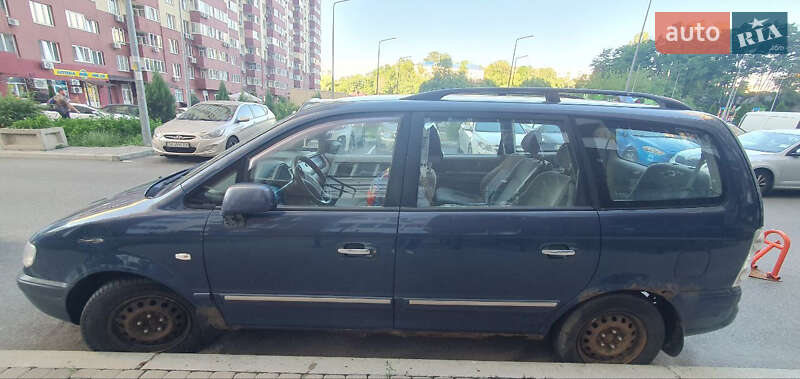 Минивэн Hyundai Trajet 2007 в Киеве
