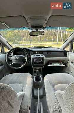 Минивэн Hyundai Trajet 2006 в 