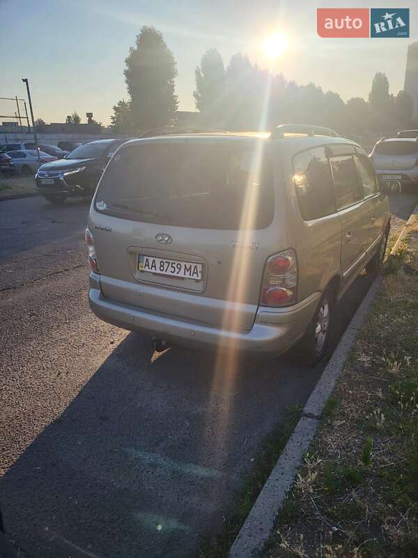 Минивэн Hyundai Trajet 2005 в Киеве