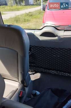 Минивэн Hyundai Trajet 2005 в 