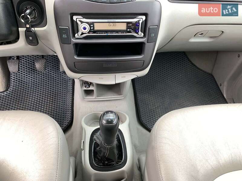 Мінівен Hyundai Trajet 2004 в Вінниці