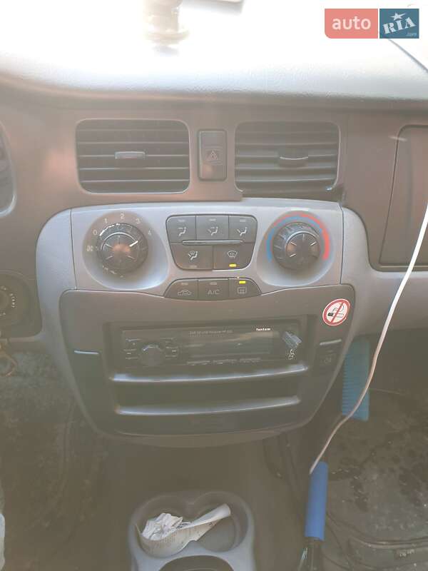 Минивэн Hyundai Trajet 2003 в Черновцах