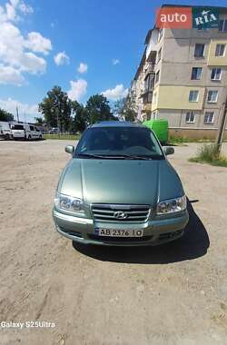 Минивэн Hyundai Trajet 2004 в Могилев-Подольске