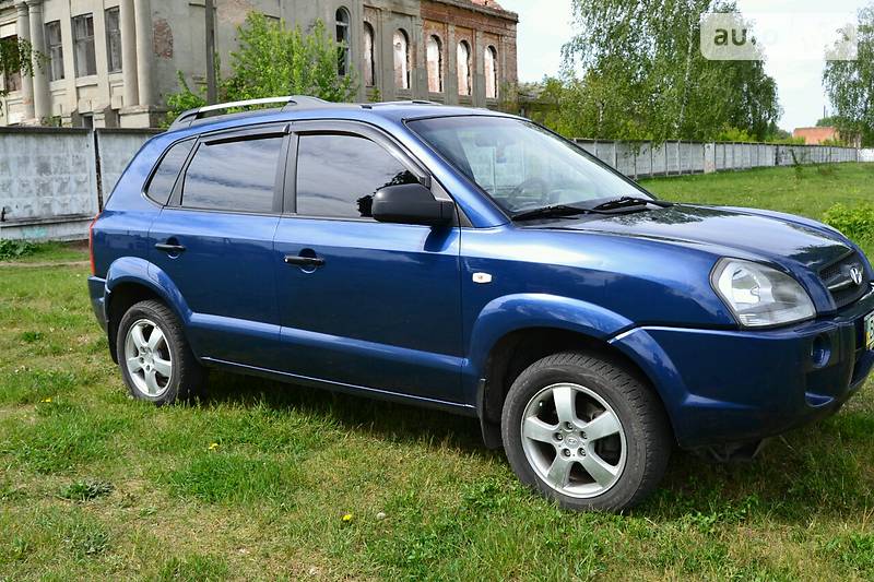 Внедорожник / Кроссовер Hyundai Tucson 2004 в Конотопе