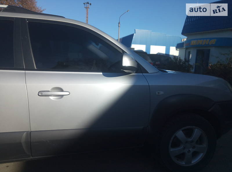 Позашляховик / Кросовер Hyundai Tucson 2006 в Лебедині