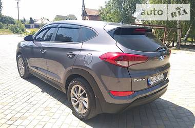 Позашляховик / Кросовер Hyundai Tucson 2016 в Харкові