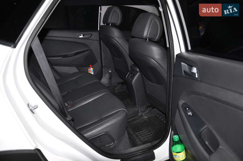 Внедорожник / Кроссовер Hyundai Tucson 2016 в Одессе