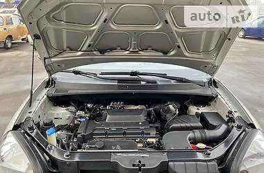 Позашляховик / Кросовер Hyundai Tucson 2008 в 