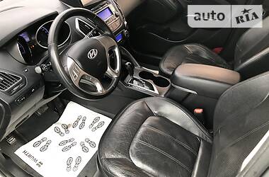 Позашляховик / Кросовер Hyundai Tucson 2011 в 