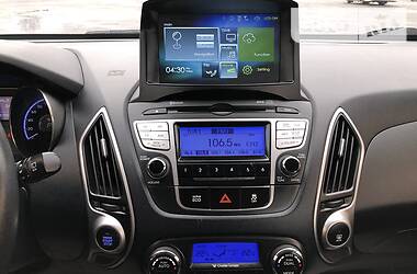 Позашляховик / Кросовер Hyundai Tucson 2011 в 