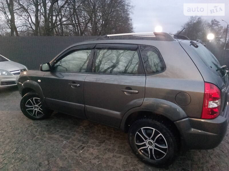 Позашляховик / Кросовер Hyundai Tucson 2008 в Тернополі