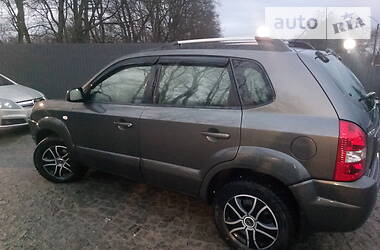 Позашляховик / Кросовер Hyundai Tucson 2008 в 