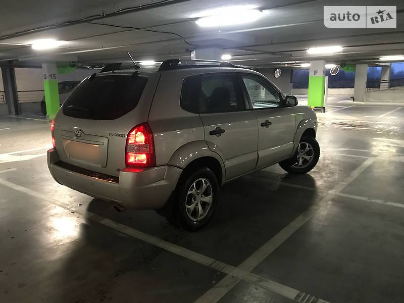 Позашляховик / Кросовер Hyundai Tucson 2008 в Львові
