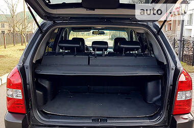 Позашляховик / Кросовер Hyundai Tucson 2008 в 