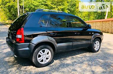 Позашляховик / Кросовер Hyundai Tucson 2008 в 