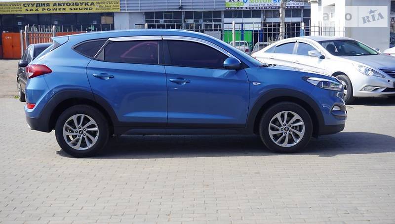 Позашляховик / Кросовер Hyundai Tucson 2015 в Одесі