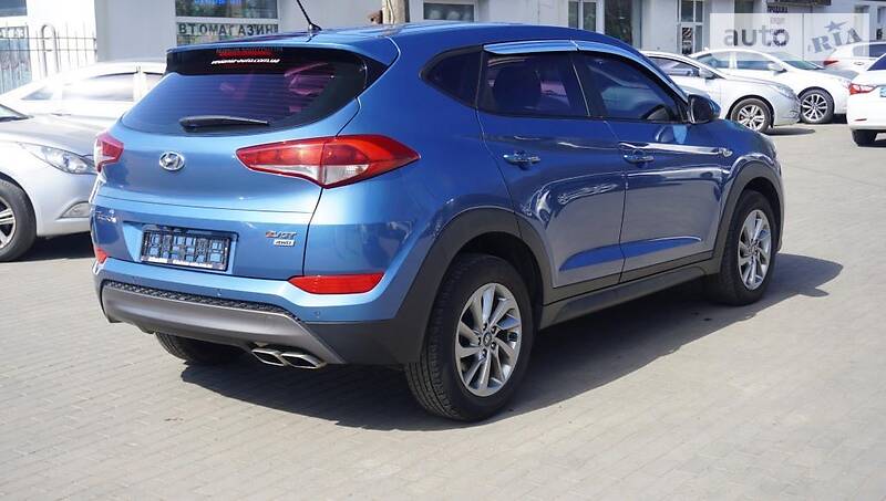 Позашляховик / Кросовер Hyundai Tucson 2015 в Одесі
