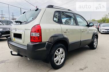Позашляховик / Кросовер Hyundai Tucson 2008 в 