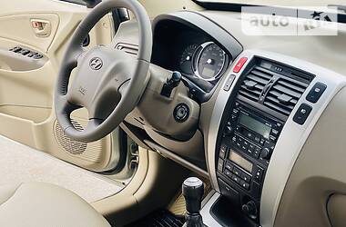 Позашляховик / Кросовер Hyundai Tucson 2008 в 