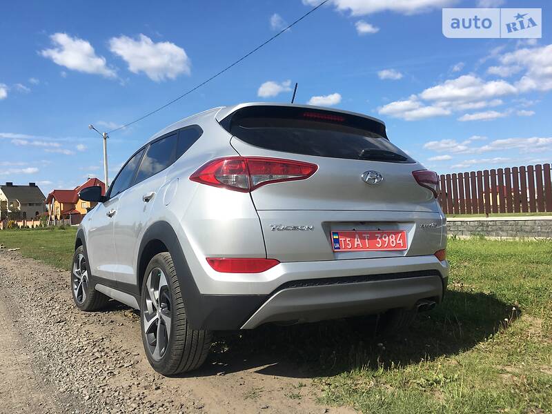 Позашляховик / Кросовер Hyundai Tucson 2017 в Луцьку