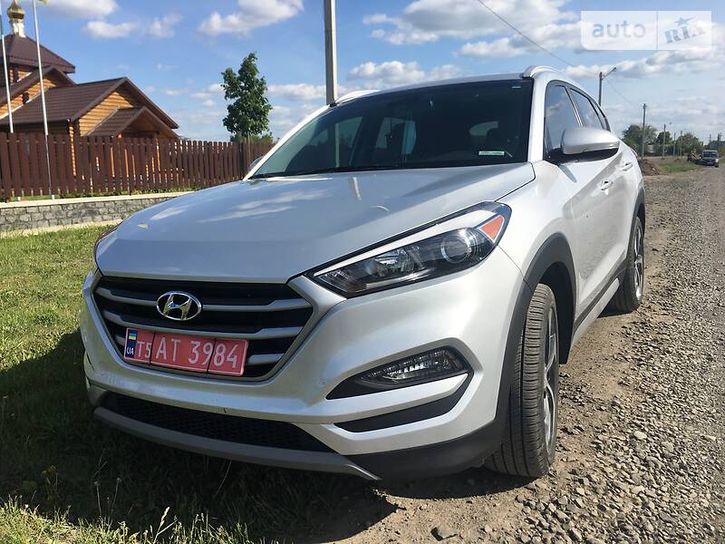 Позашляховик / Кросовер Hyundai Tucson 2017 в Луцьку