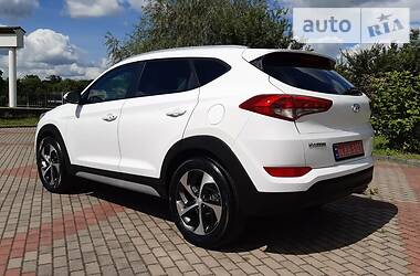 Внедорожник / Кроссовер Hyundai Tucson 2017 в Дубно