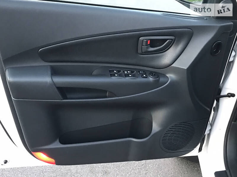 Позашляховик / Кросовер Hyundai Tucson 2009 в Києві