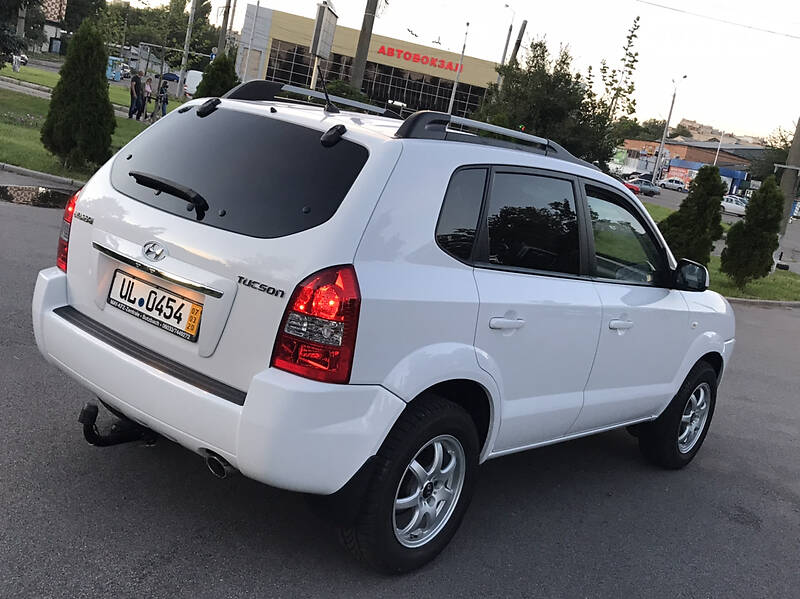 Позашляховик / Кросовер Hyundai Tucson 2009 в Києві